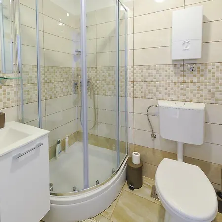 Apartment Loza Pucisca