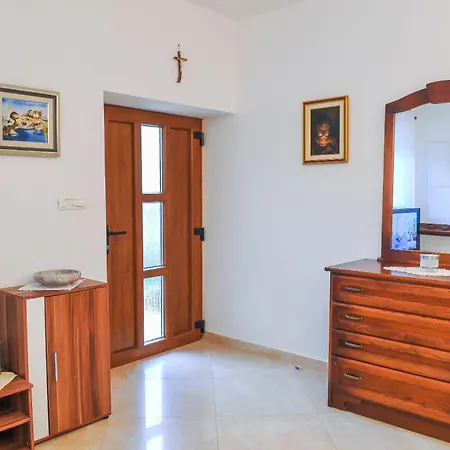 Apartment Loza *