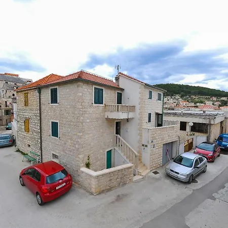 Loza Apartment