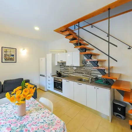 Loza Apartment