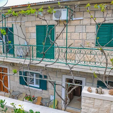 Loza Apartment