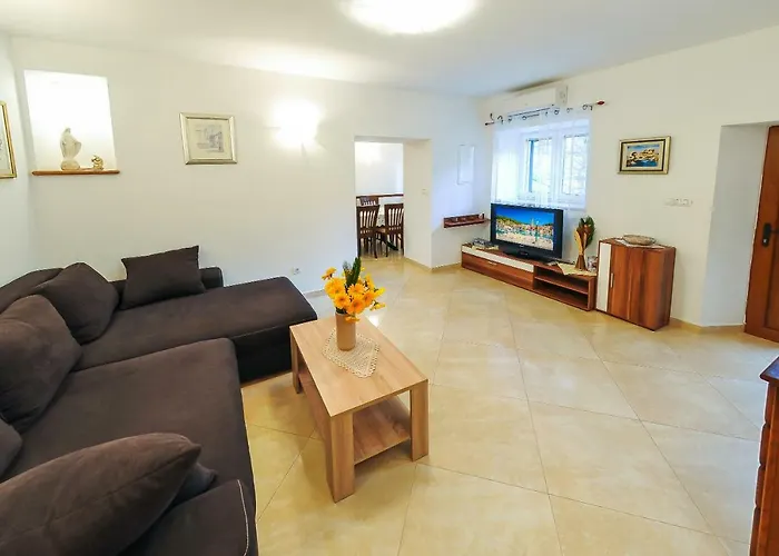 Appartement Loza Pucisca